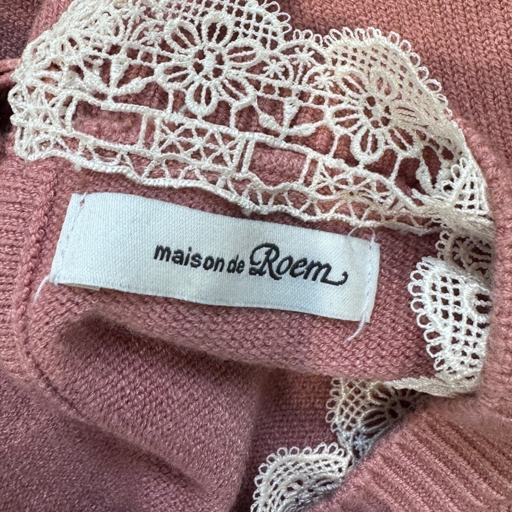 Maison de Roem Blush Lace Neck Sweater - Picture 7 of 7